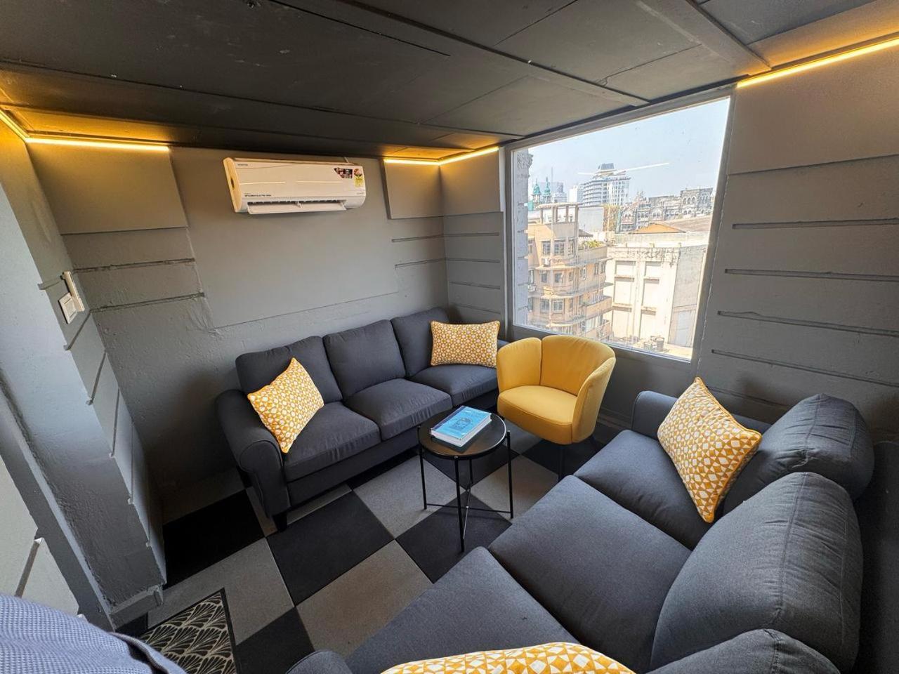 Hotel Suba Palace Mumbai Bagian luar foto