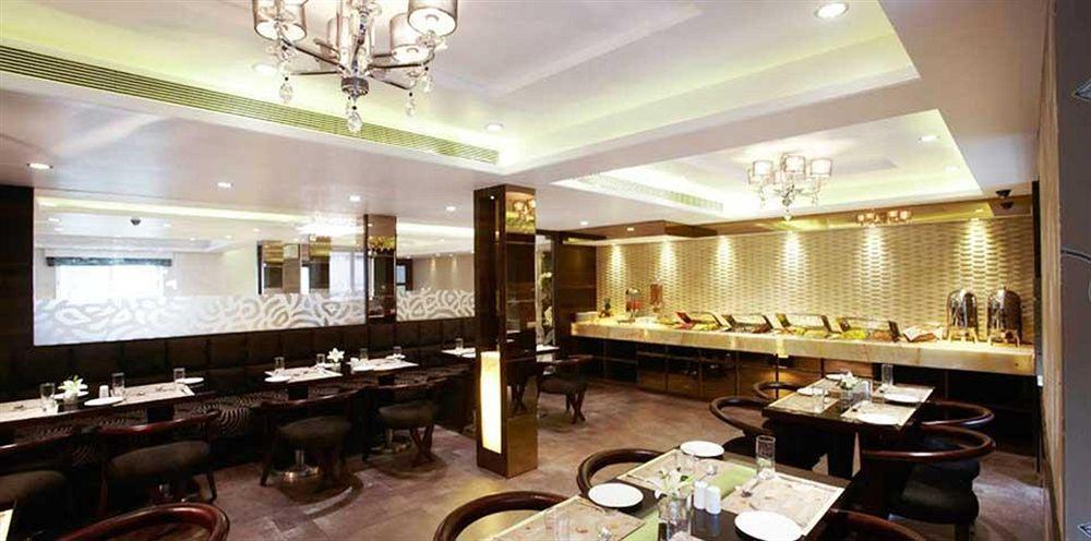 Hotel Suba Palace Mumbai Bagian luar foto