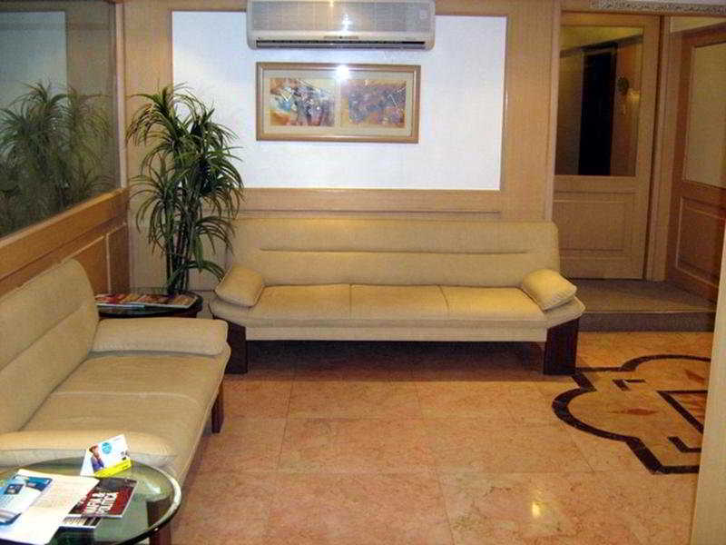 Hotel Suba Palace Mumbai Bagian luar foto